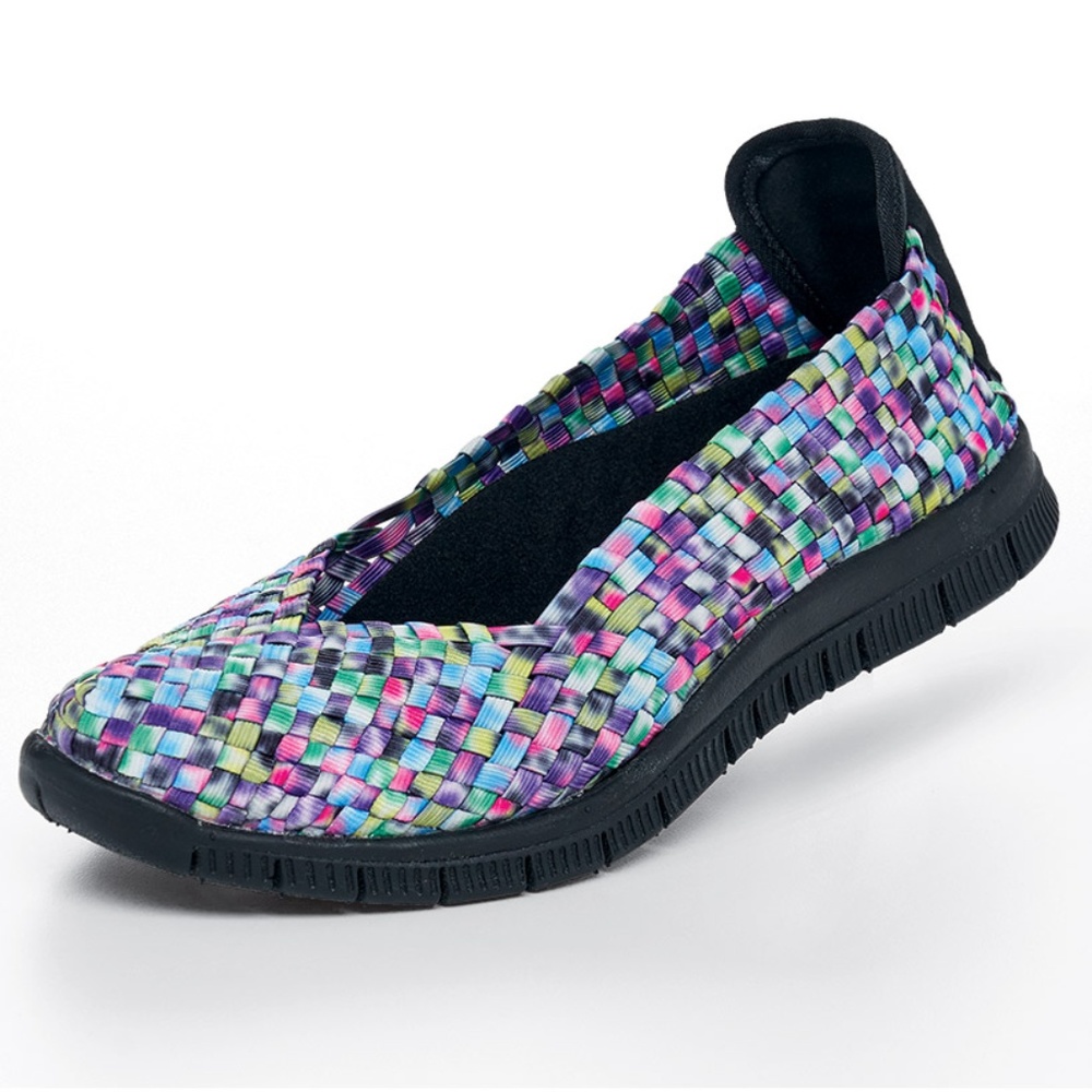 London Slip-on Stretch sneaker [ size 11 Wide]